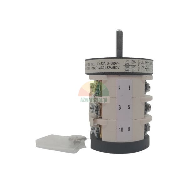 Industrial cam switch 32A 660V, three-phase model with a metal shaft on a white background.