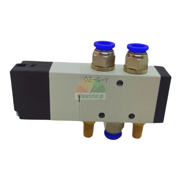 Pneumatic control valve with push-in fittings and silencers, model 02-G-Y