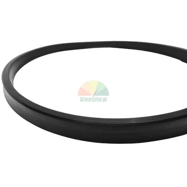 Black rubber sealing ring for a pressure cooker
