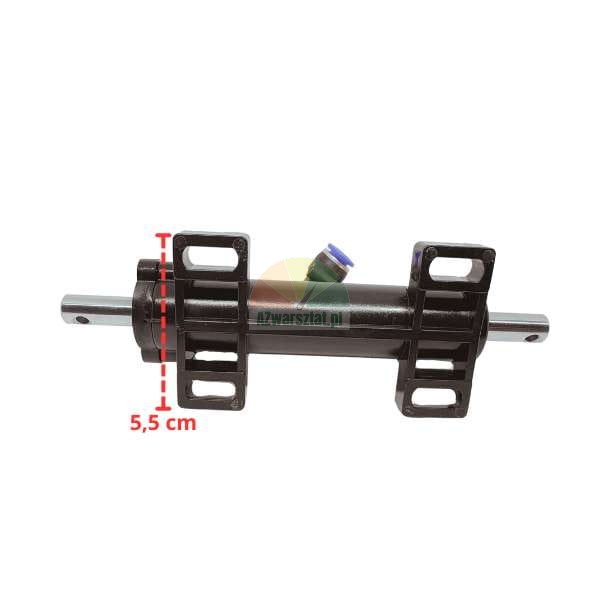 Black pneumatic cylinder with mounting brackets, height 5,5 cm indicated by a red dashed line.