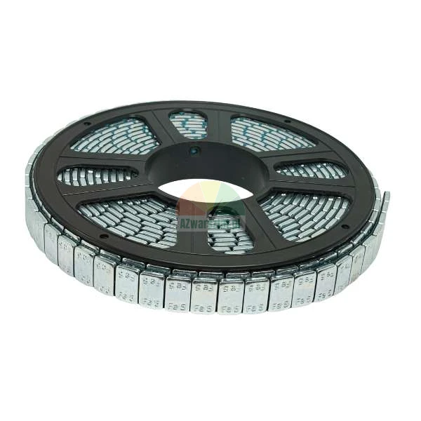 Adhesive wheel balancing weights on a black plastic roll, steel Fe 5g pieces.