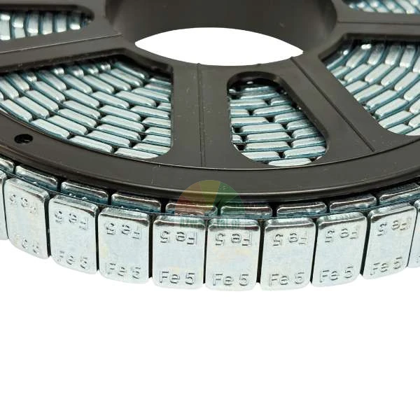 Reel of adhesive steel wheel weights Fe 5g for balancing rims