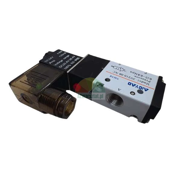 AIGYAD pneumatic solenoid valve model 3V210-08-NC, DC 24V, 3/2 way normally closed.