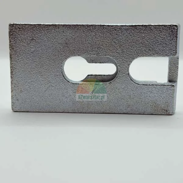 Metal mounting plate with a keyhole slot and a side cutout