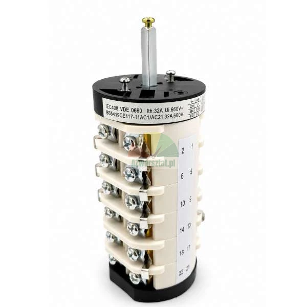 Multi-stage rotary cam switch 32A 660V with numbered terminals and a metal shaft on a white background.