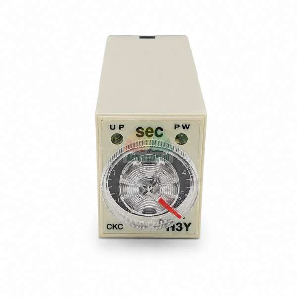 CKC H3Y analog timer relay with adjustable dial in seconds and beige housing.