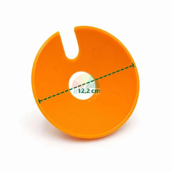 Orange spacer disc with a 12,2 cm diameter, featuring a central hole and a notch.